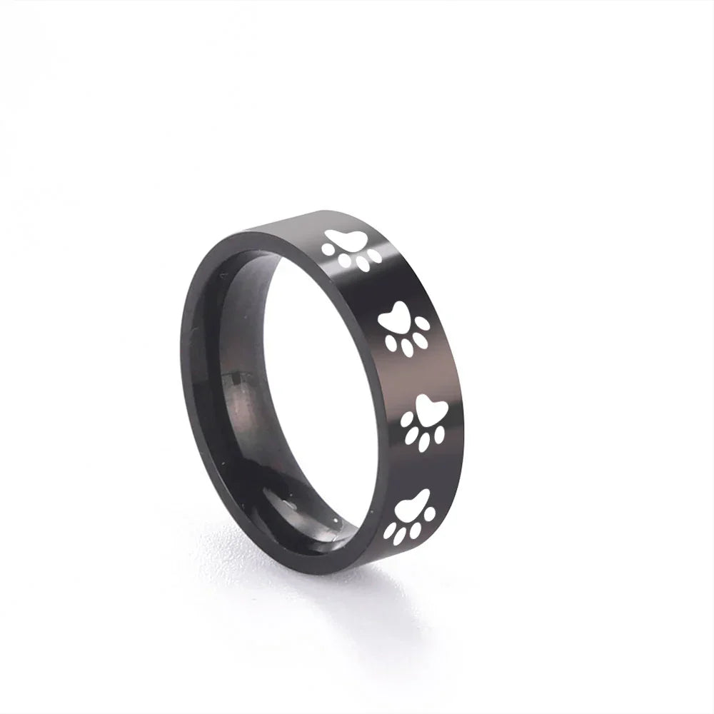 Handcrafted Paw Print Ring in Stainless Steel™