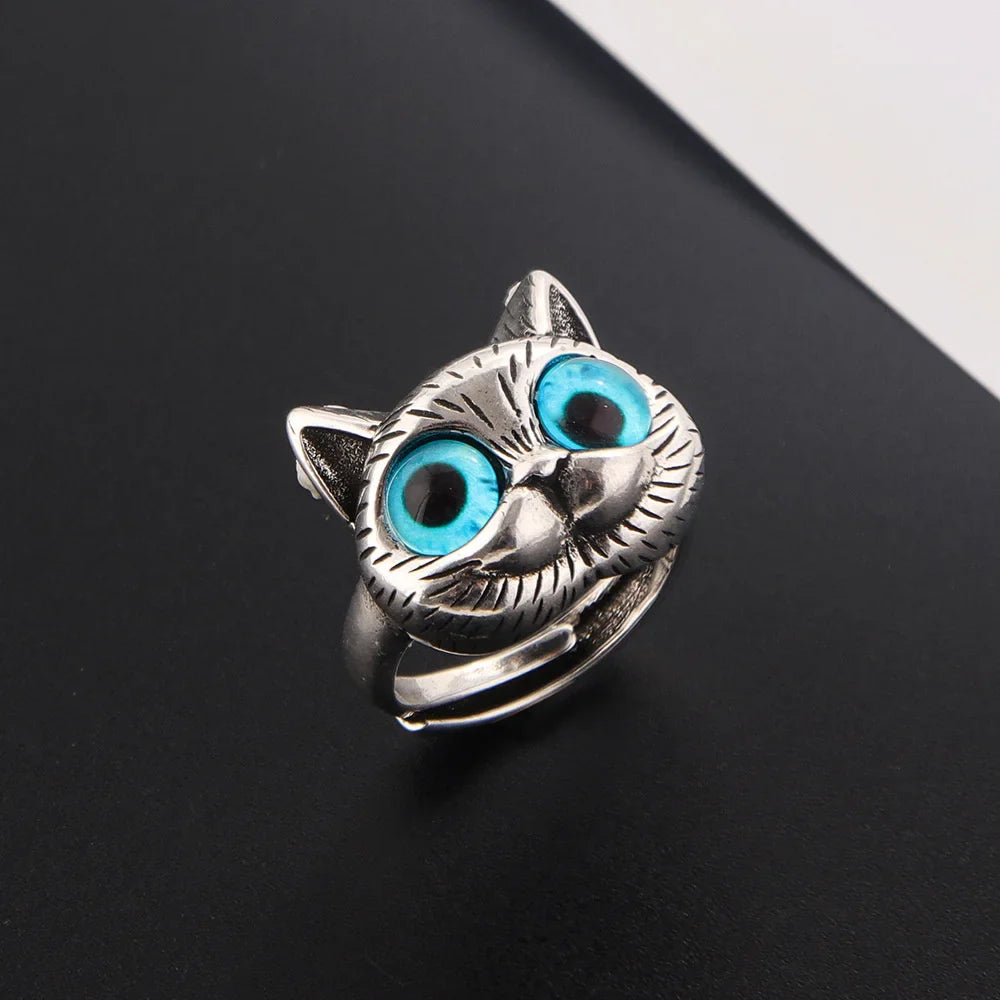 Blue-Eyed Cat Ring™