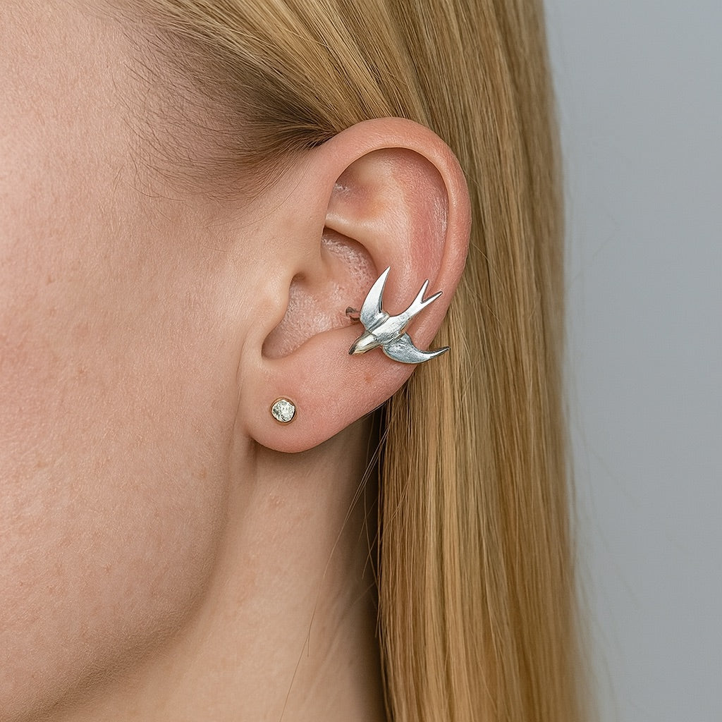 Beautiful Silver Swallow Bird Clip-On Earrings™
