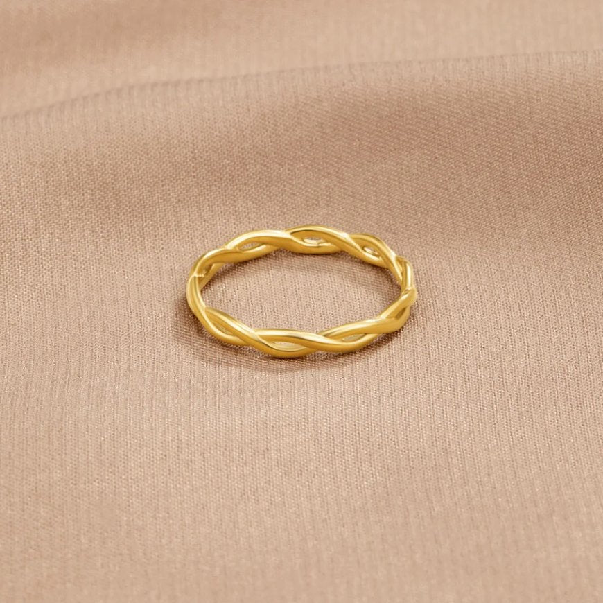 Infinity Gold Twist Ring
