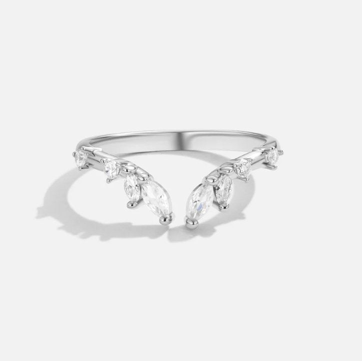 Lily Crystal Silver Vine Ring