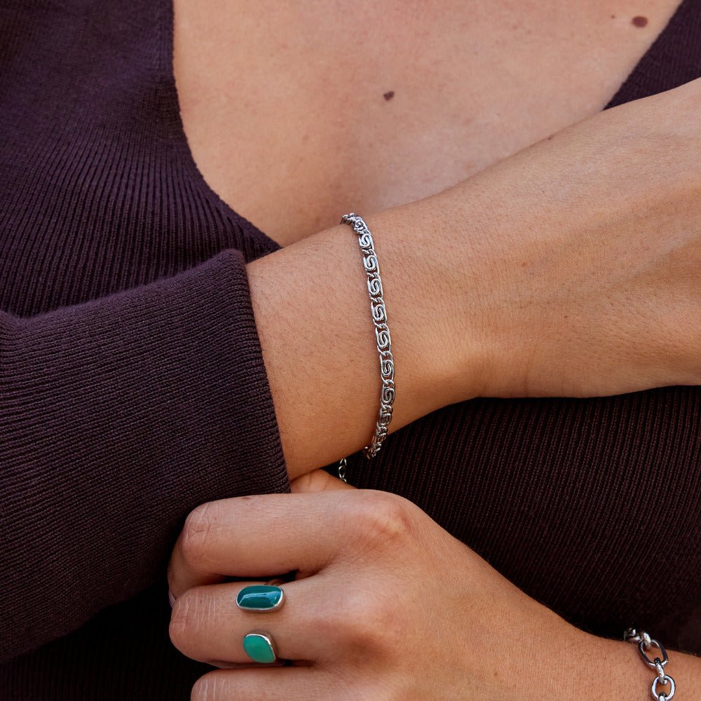 Silver Swirl Link Chain Bracelet