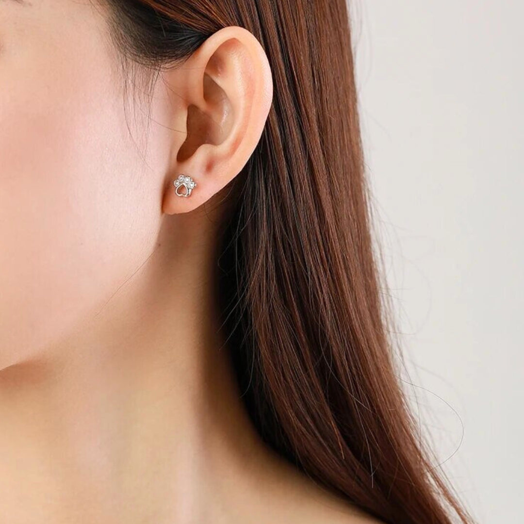 Paw Stud Earrings in Sterling Silver™ – With Sparkling Zirconia