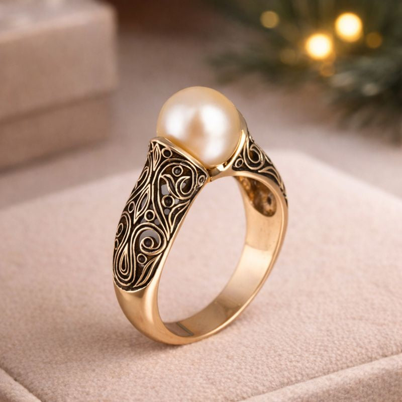 Vintage Pearl Golden Ring
