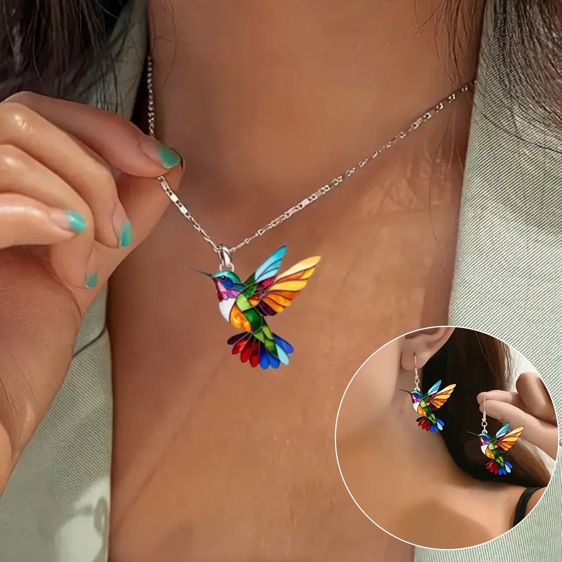 Beautiful Hummingbird Necklace with Bonus Earrings™ – Limited Time Offer
