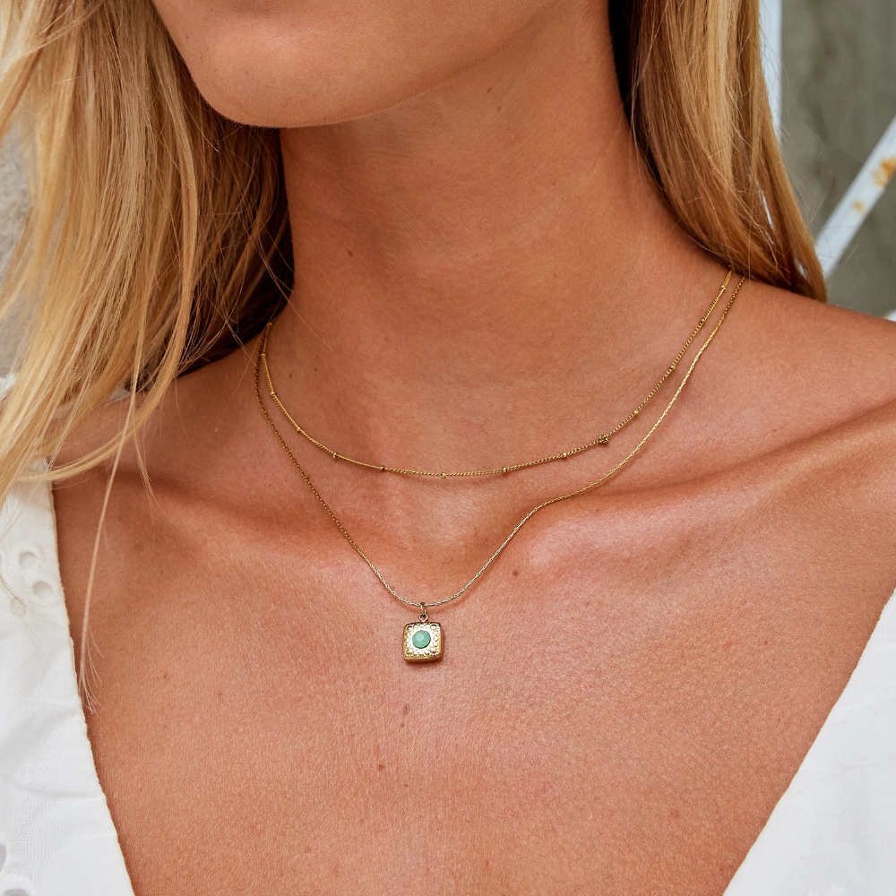 Lara Vintage Gold Necklace