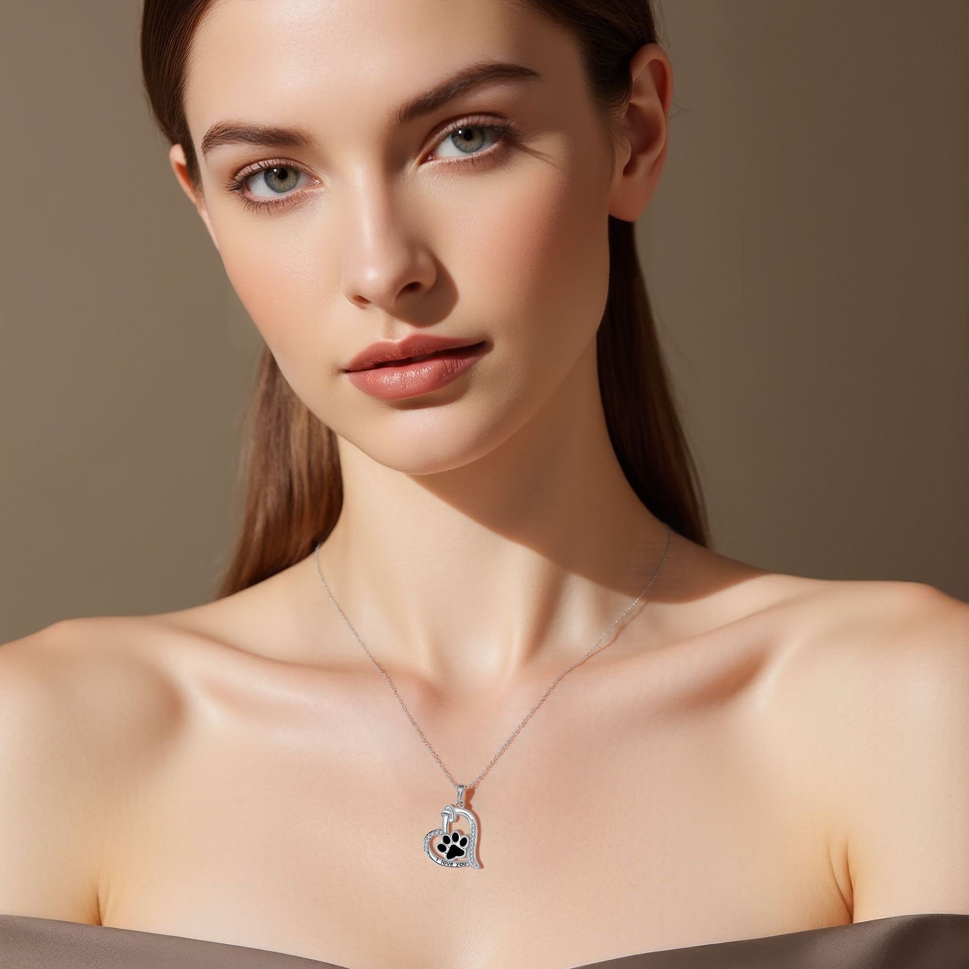 Heart-shaped Dog Paw Print Necklace with Zirconia™