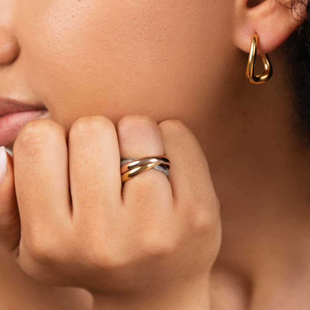 Elena Three-Toned Loop Ring