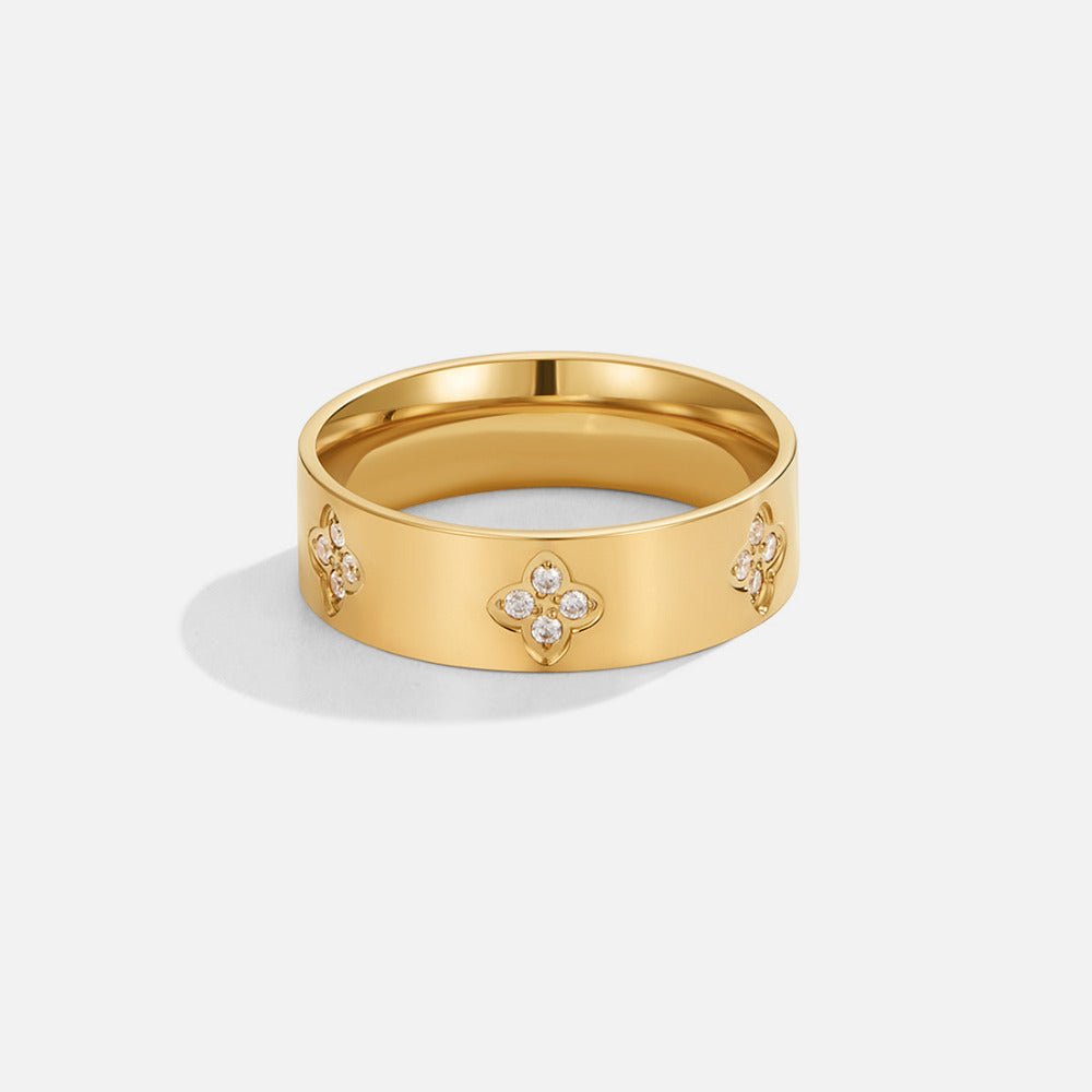Crystal Clover Band Ring