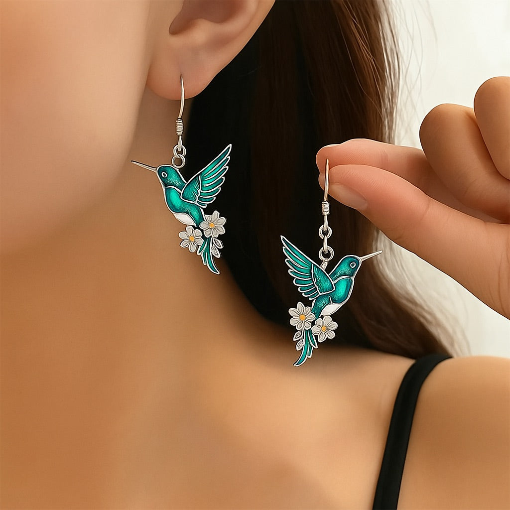 Beautiful Hummingbird Necklace with Bonus Earrings™ – Limited Time Offer