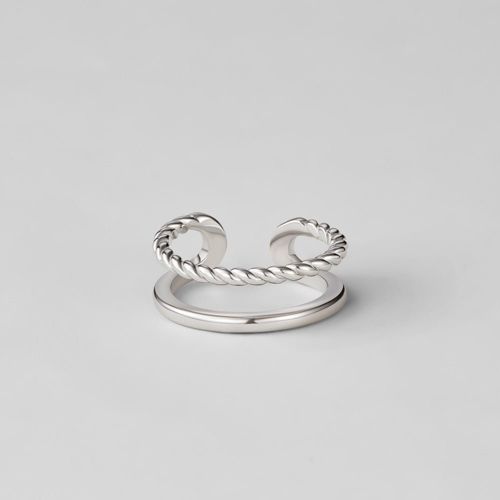 Twisted Tyra Silver Ring